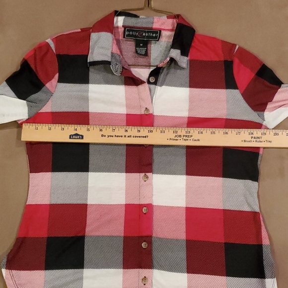 Red checkered button up top - Picture 6 of 7